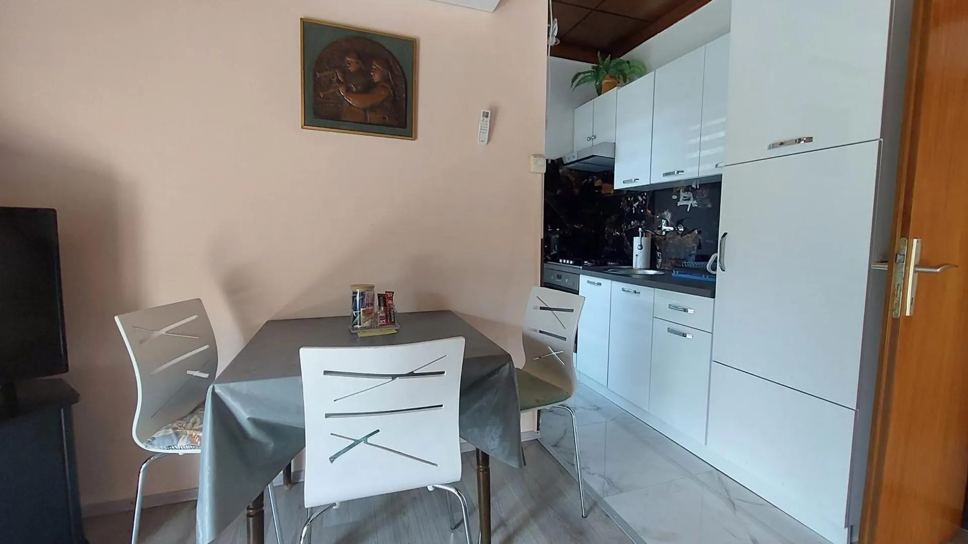 Apartment Zlatko Near The Centre Malinska